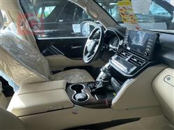 تۆیۆتا لاند کروزەر